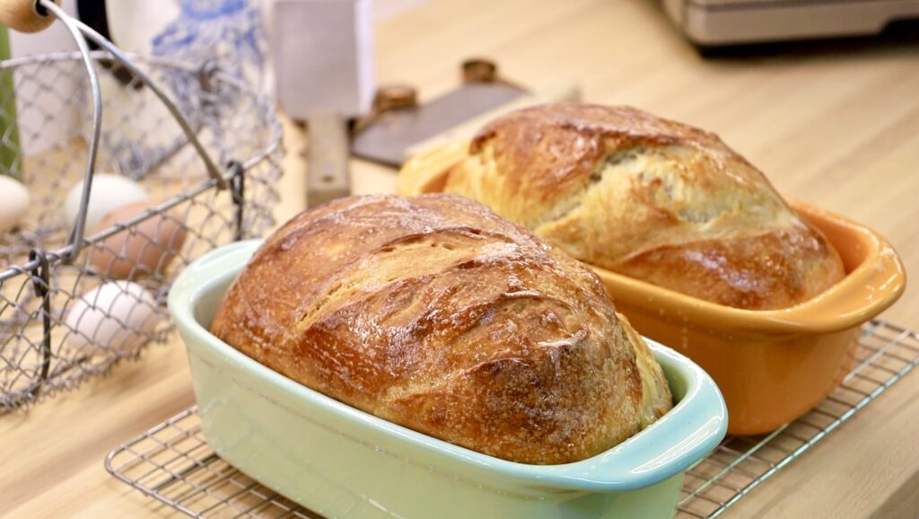 no knead sourdough bread in loaf pan